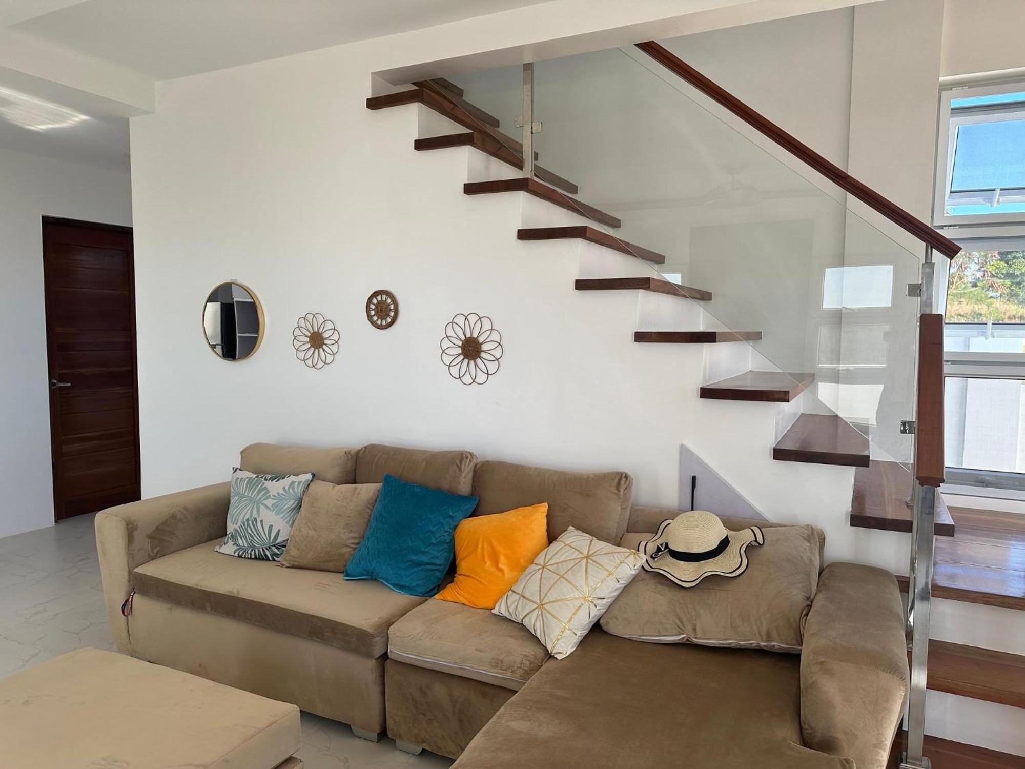 Casa Amores: Camaya Coast Mariveles Kültér fotó